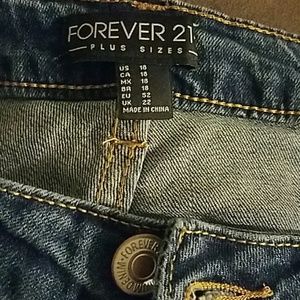 Forever 21 NWT Plus sized jeans